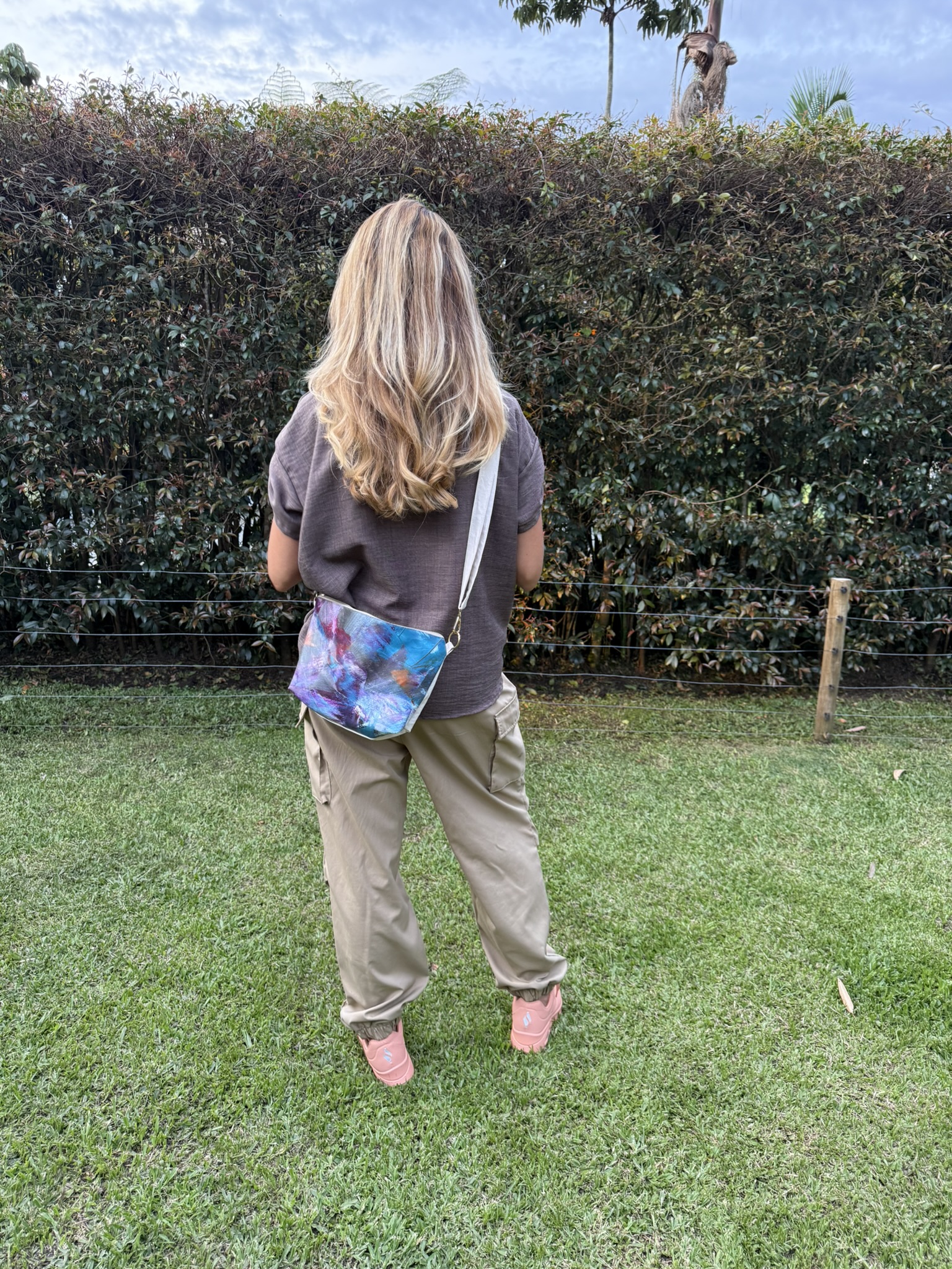 3. Bolso cruzado Sierra Cosmic